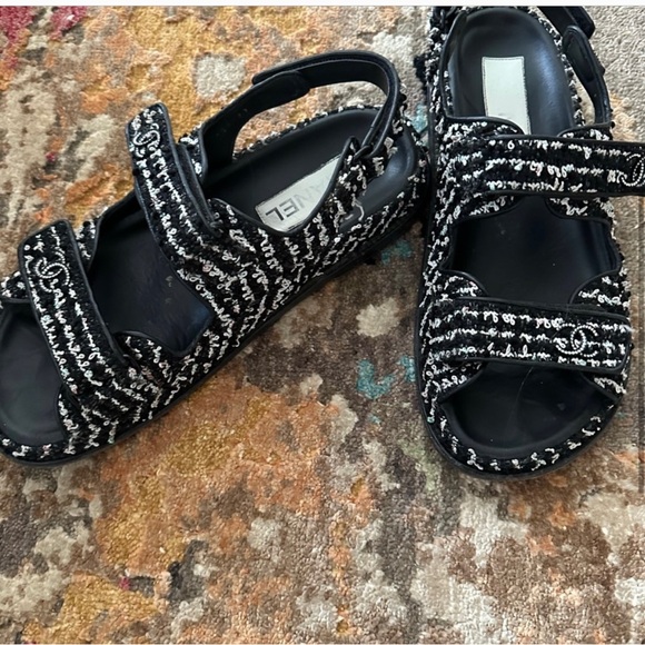 Chanel Dad Sandals Black and White Tweed Size 40 - Picture 2 of 6